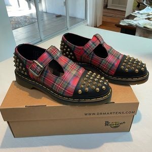 Dr Martens Liliha Black + Red Smooth Tartan Leather
